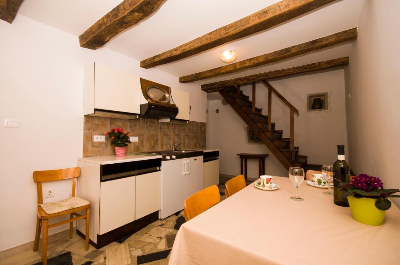 Holiday Home Trostova Kuca Pazin Dış mekan fotoğraf